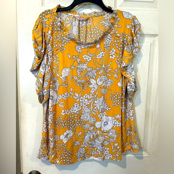 AMANA Tops - NWOT Amana Yellow Floral Knit Top